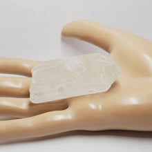 Load image into Gallery viewer, Clear Quartz Point