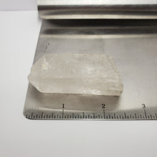 Load image into Gallery viewer, Clear Quartz Point