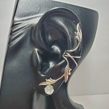 Load image into Gallery viewer, Sterling Silver Filigree Full Ear Leaf Cuff
